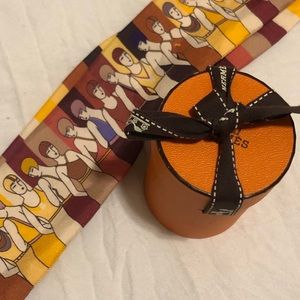 SOLD! Rare Hermes Twilly (vintage)